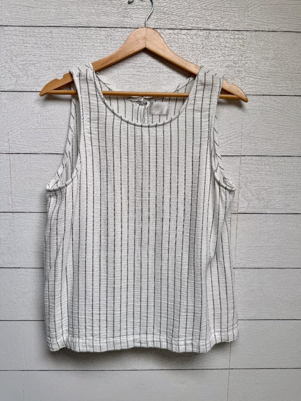 Heroes and Dreamers Pinstripe Sleeveless Tank Button Back White Black Cotton L